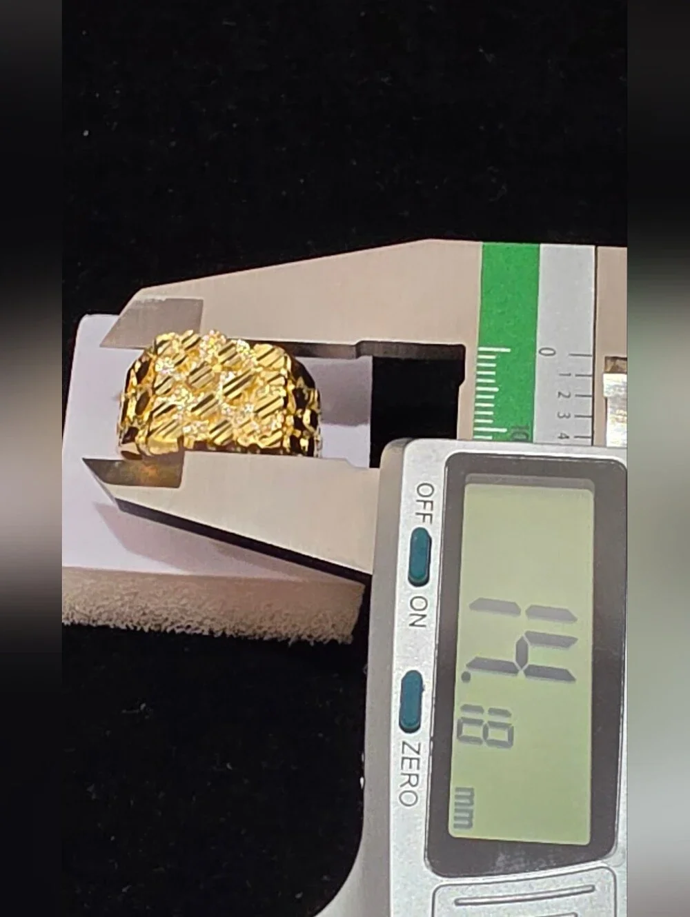 N/A 10kt gold